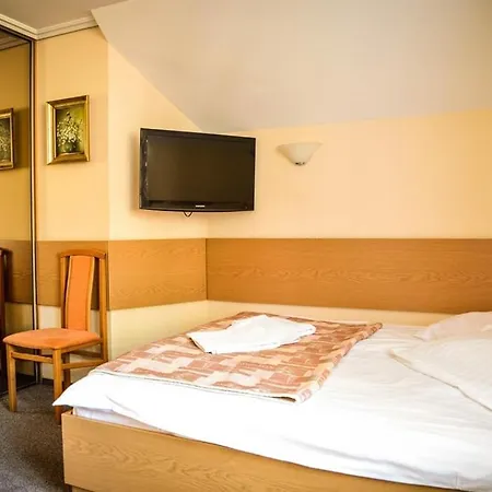 Gosciniec Nad Potokiem B&B 3*