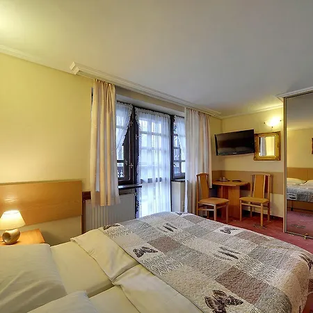 Gosciniec Nad Potokiem 3*