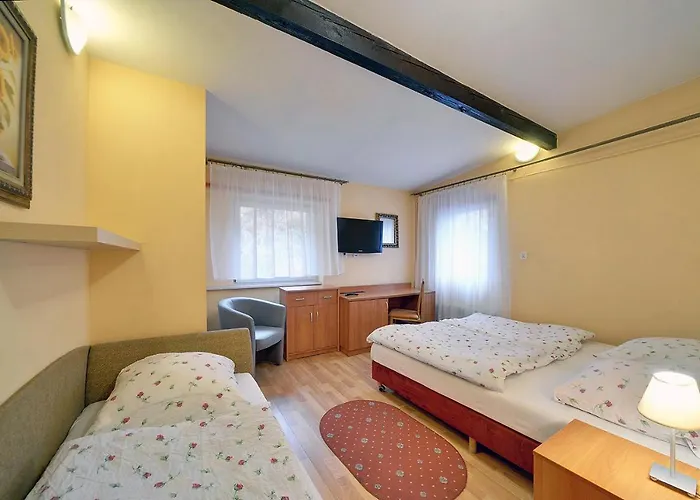 Gosciniec Nad Potokiem Bed & Breakfast